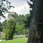 Apartamento Kalan Boutique Zirovnica