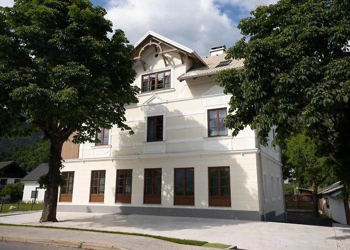 Kalan Boutique Zirovnica